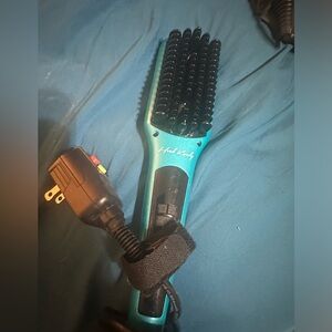 Head Kandy brush straightener